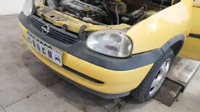 Pezzo di ricambio per auto di seconda mano paraurti anteriore per opel corsa b (s93) 1.2 i 16v (f08, f68, m68) riferimenti oem iam 90512950  