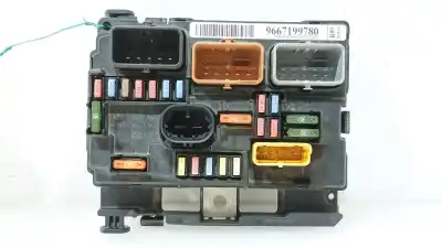 Pezzo di ricambio per auto di seconda mano SCATOLA RELÈ/FUSIBILI per CITROEN C3  Riferimenti OEM IAM 6500HV  9667199780