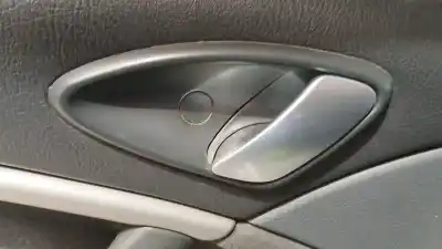 Автозапчастина б/у ЛІВА ЗАДНЯ ВНУТРІШНЯ РУЧКА для CITROEN C5 I (DC_) 2.0 HDI (DCRHZB, DCRHZE) Посилання на OEM IAM 9143E0  
