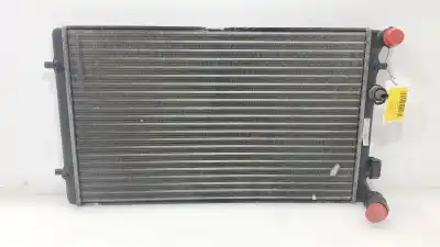 Peça sobressalente para automóvel em segunda mão Radiador De água por AUDI A3 (8L1) 1.6 Referências OEM IAM 1J0121253N  1J0121253N
