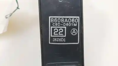 Pezzo di ricambio per auto di seconda mano interruttore alzacristalli anteriore sinistro per mitsubishi outlander ii (cw_w) 2.0 di-d (cw8w) riferimenti oem iam 8608a060  8608a060