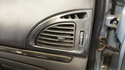 Автозапчастина б/у аераційна решіта для CITROEN C5 II (RC_) 1.6 HDI (RC8HZB) Посилання на OEM IAM 8265N1  8265N1 Автозапчастина б/у аераційна решіта для CITROEN C5 II (RC_) 1.6 HDI (RC8HZB) Посилання на OEM IAM 8265N1  8265N1