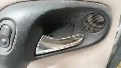Second-hand car spare part interior left rear handle for opel vectra b ranchera familiar (j96) 2.0 dti 16v (f35) oem iam references 9134969
