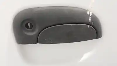 Pezzo di ricambio per auto di seconda mano MANIGLIA ESTERNA ANTERIORE DESTRA per RENAULT KANGOO EXPRESS (FC0/1_)  Riferimenti OEM IAM 8200316702  8200316702