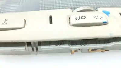 Автозапчастина б/у переднє салонне світло для renault laguna ii (bg0/1_) 1.9 dci (bg1a, bg1v) посилання на oem iam 8200003036  8200003036