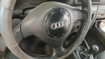 Pezzo di ricambio per auto di seconda mano  per AUDI A3 (8L1)  Riferimenti OEM IAM 8L0880201CAQ4  8L0880201CAQ4