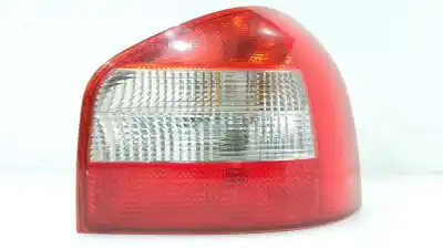 Recambio de automóvil de segunda mano de PILOTO TRASERO DERECHO para AUDI A3 (8L1) 1.6 referencias OEM IAM 8L0945096B  