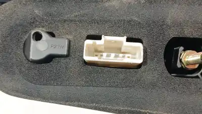 Peça sobressalente para automóvel em segunda mão farolim interior traseiro esquerdo por citroen c5 ii (rc_) 2.0 hdi (rcrhrh) referências oem iam 6350v4 89032711 9650116080 Peça sobressalente para automóvel em segunda mão farolim interior traseiro esquerdo por citroen c5 ii (rc_) 2.0 hdi (rcrhrh) referências oem iam 6350v4 89032711 9650116080