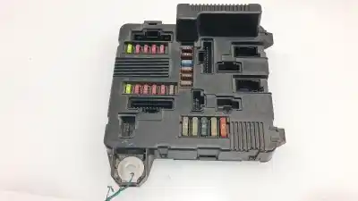 Second-hand car spare part FUSE BOX UNIT for RENAULT MEGANE II RANCHERA FAMILIAR (KM0/1_)  OEM IAM references 8200306033B  8200306033B