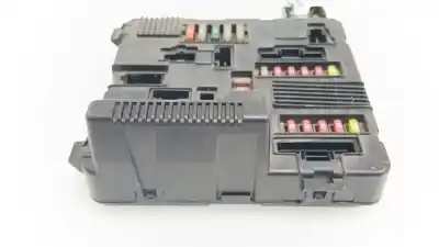 Second-hand car spare part fuse box unit for renault megane ii ranchera familiar (km0/1_) 1.5 dci (km02, km13) oem iam references 8200306033b  8200306033b