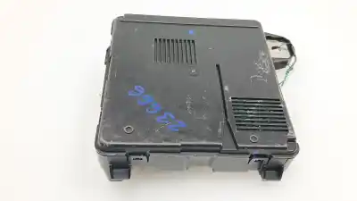 Second-hand car spare part fuse box unit for renault megane ii ranchera familiar (km0/1_) 1.5 dci (km02, km13) oem iam references 8200306033b  8200306033b