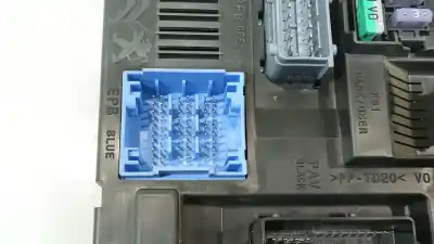 Second-hand car spare part fuse box unit for citroen jumpy furgón (v_) 2.0 bluehdi 120 oem iam references 9822745880  9822745880