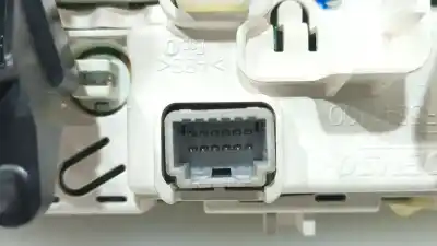 Second-hand car spare part heating / air conditioning control panel for renault clio iv (bh_) 0.9 tce 90 oem iam references 272704701r  272704701r