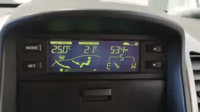 Peça sobressalente para automóvel em segunda mão Display Gps / Multimídia por CHEVROLET CAPTIVA (C100, C140) 2.0 D 4WD Referências OEM IAM 96850911 7543429 96850911