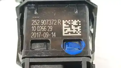 Second-hand car spare part hazard warning lights for renault clio iv (bh_) 0.9 tce 90 oem iam references 252907372r  252907372r