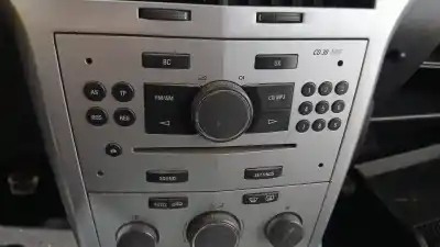Автозапчастина б/у аудіо система / радіо Cd для OPEL ASTRA H GTC (A04) 1.7 CDTI (L08) Посилання на OEM IAM 93169201  93169201