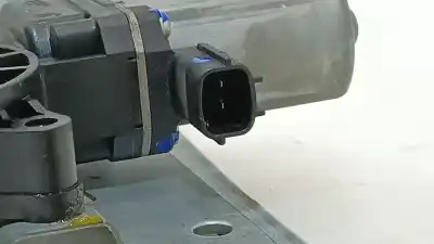 Автозапчастина б/у регулятор переднього правого скла для renault clio iv (bh_) 1.5 dci 75 посилання на oem iam 807205569r  807205569r