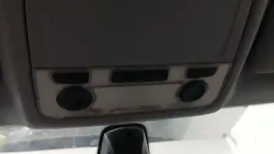 Peça sobressalente para automóvel em segunda mão luz interior dianteira por bmw 1 (e87) 118 d referências oem iam 61319225477