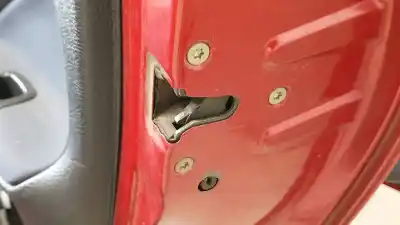 Second-hand car spare part rear right door lock for peugeot 206 fastback (2a/c) 1.9 d oem iam references 913887