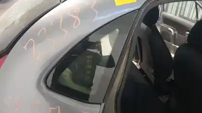 Pièce détachée automobile d'occasion vitre triangulaire custode arrière droit pour citroen c3 i (fc_, fn_) 1.1 i références oem iam 9204h0