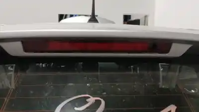 Second-hand car spare part central brake light for renault clio iv (bh_) 0.9 tce 90 oem iam references 265902759r