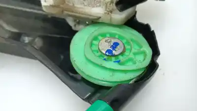 Автозапчастина б/у регулятор переднього правого скла для jaguar x-type i (x400) 2.0 d посилання на oem iam c2s37068  c2s37068