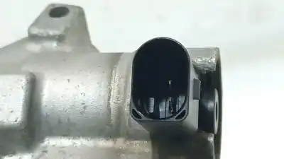 Peça sobressalente para automóvel em segunda mão compressor de ar condicionado a/a a/c por seat leon (1p1) 2.0 tdi 16v referências oem iam 1k0820859f  1k0820859f