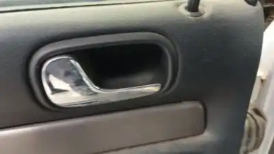 Автозапчастина б/у ліва задня внутрішня ручка для AUDI A4 B5 (8D2) 1.8 T Посилання на OEM IAM 8D08390191EJ  8D08390191EJ