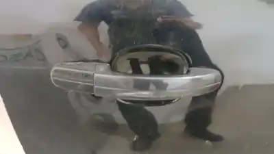 Second-hand car spare part exterior right front door handle for ford focus ii (da_, hcp, dp) 2.0 tdci oem iam references 1305822