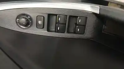 Автозапчастина б/у передні вікний вмикач для mazda cx-5 (ke, gh) 2.2 d awd (ke2aw) посилання на oem iam kd4766350