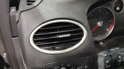 Second-hand car spare part left side air vent for ford focus ii (da_, hcp, dp) 2.0 tdci oem iam references 1677037