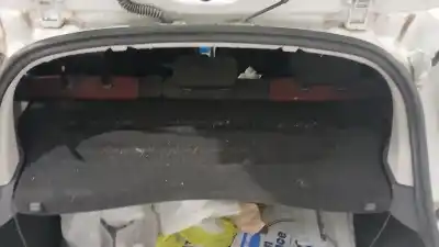 Peça sobressalente para automóvel em segunda mão chapeleira por renault clio iv (bh_) 1.5 dci 75 referências oem iam 794209633r