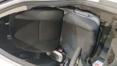 Peça sobressalente para automóvel em segunda mão assento dianteiro esquerdo por toyota auris (_e15_) 1.4 d-4d (nde150_) referências oem iam 7144002x10b1