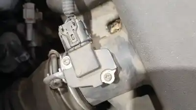 Peça sobressalente para automóvel em segunda mão Medidor De Massa De Ar por TOYOTA AURIS (_E15_) 1.4 D-4D (NDE150_) Referências OEM IAM 2220426010  2220426010