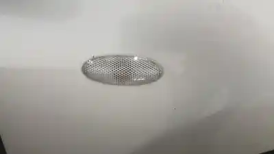 Peça sobressalente para automóvel em segunda mão farolim do lado direito por toyota auris (_e15_) 1.4 d-4d (nde150_) referências oem iam 8173002080