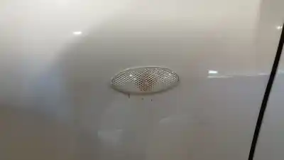 Peça sobressalente para automóvel em segunda mão farolim do lado esquerdo por toyota auris (_e15_) 1.4 d-4d (nde150_) referências oem iam 8173002080