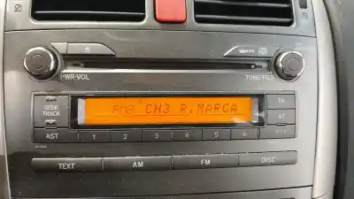Peça sobressalente para automóvel em segunda mão sistema de áudio / rádio cd por toyota auris (_e15_) 1.4 d-4d (nde150_) referências oem iam 8612002522
