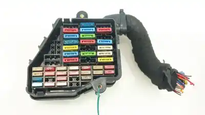 Second-hand car spare part fuse box unit for seat leon (1m1) 1.9 tdi oem iam references 8d1941824  8d1941824