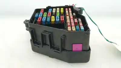 Second-hand car spare part fuse box unit for seat leon (1m1) 1.9 tdi oem iam references 8d1941824  8d1941824