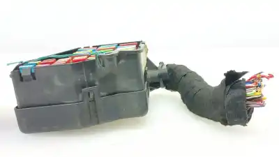 Second-hand car spare part fuse box unit for seat leon (1m1) 1.9 tdi oem iam references 8d1941824  8d1941824