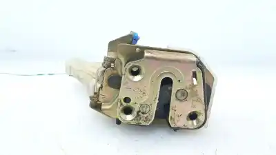 Pièce détachée automobile d'occasion SERRURE DE PORTE ARRIÈRE GAUCHE pour NISSAN X-TRAIL I (T30) 2.2 DCI 4X4 Références OEM IAM 82503AA210  