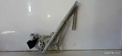 Pièce détachée automobile d'occasion léve glace avant gauche pour toyota c-hr (_x1_) 1.2 (ngx10_) références oem iam 69820f4010  85720f4010