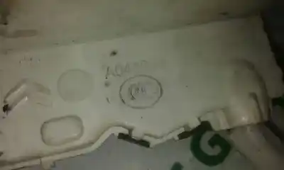 Peça sobressalente para automóvel em segunda mão fechadura da porta dianteira direita por citroen c3 collection referências oem iam 006246 a048069 2212m1810i4