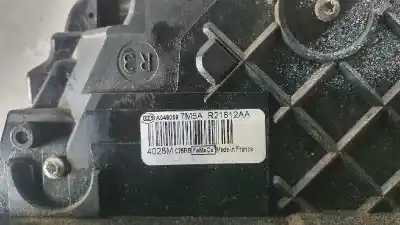 Peça sobressalente para automóvel em segunda mão fechadura da porta dianteira direita por ford focus lim. (cb4) * referências oem iam r21812aa  