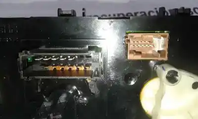 Peça sobressalente para automóvel em segunda mão comando de sofagem (chauffage / ar condicionado)  por citroen c3 tonic referências oem iam 400018004  x8032002