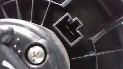 Pezzo di ricambio per auto di seconda mano motore di riscaldamento per suzuki swift azg (nz) 1.2 cat riferimenti oem iam 2727000311  