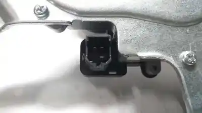 Pezzo di ricambio per auto di seconda mano motore tergicristallo posteriore per suzuki swift azg (nz) 1.2 cat riferimenti oem iam 3881068l01000  