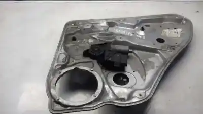 Recambio de automóvil de segunda mano de ELEVALUNAS TRASERO DERECHO para VOLKSWAGEN PASSAT BERLINA (3B3)  referencias OEM IAM 3B5839756  3B5839752