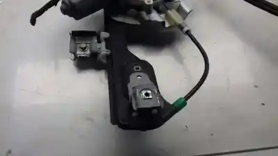 Second-hand car spare part passenger side right window regulator for chrysler 300 c 2.7 oem iam references 05065474  39734b