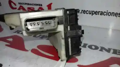 Peça sobressalente para automóvel em segunda mão fechadura da porta dianteira direita por citroen c4 cactus shine referências oem iam 9685351480  